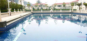 鋪貼泳池馬賽克如何做到預(yù)防馬賽克脫落？